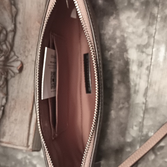 Coach Large Smooth Leather Corner Zip Wristlet